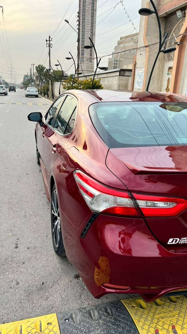 كامري SE • ٢٠١٨ • وارد امريكي