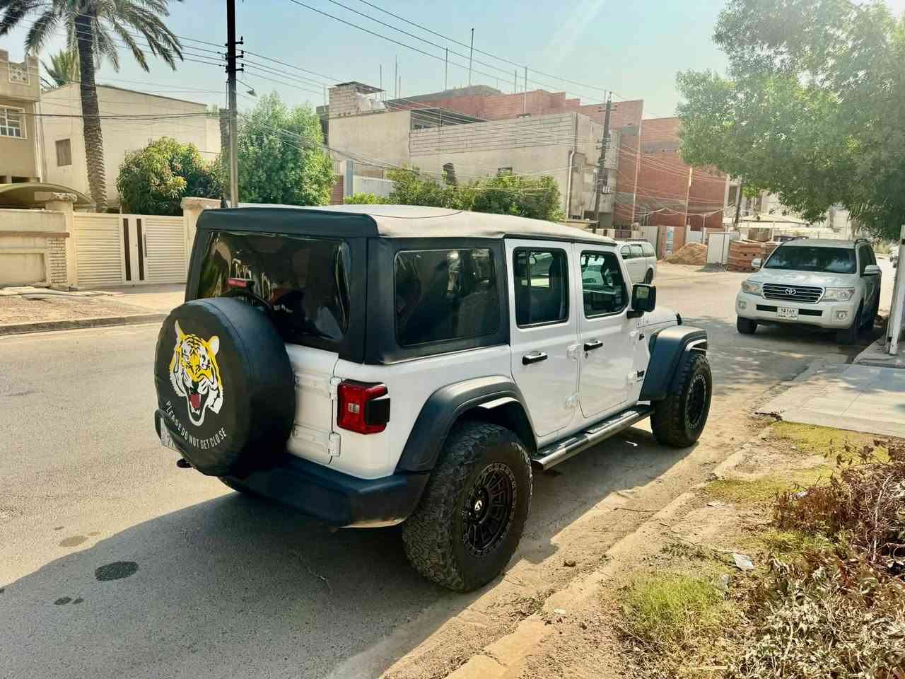رانجلر ٢٠٢٣ • ماشي ٢٢ ألف • حادث خلفي