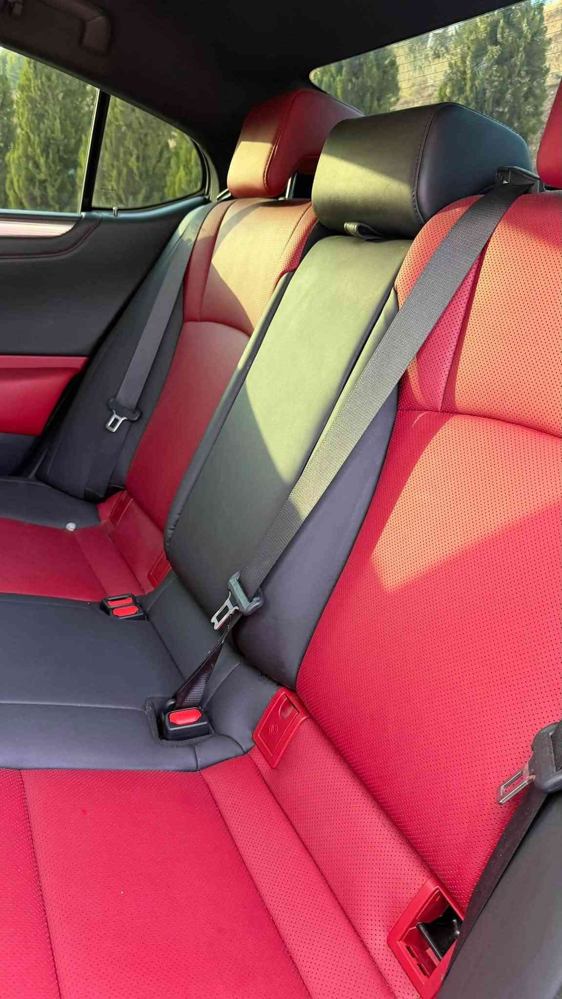 لكزس ES300h • ٣ قطع ونص • بل زاخو