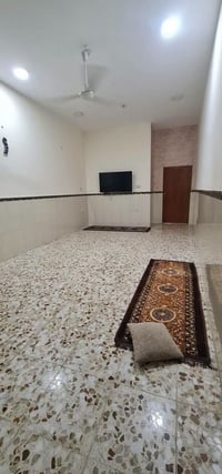 بعنانه قرب السيطره • ٢٣٠م • حديقه كبيره