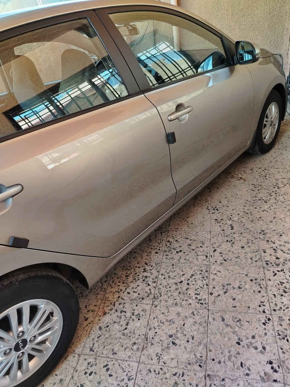 بسم الله الرحمن الرحيم...

للبيع كيا بيجاس موديل ٢٤ مواصفات خليجية ماشية ١٣ الف كم رقم بغداد.. سيارة حلوة واعتمادية مال جناي.
السعر المطلوب 115

الجاد بالشراء الاتصال على ***********
