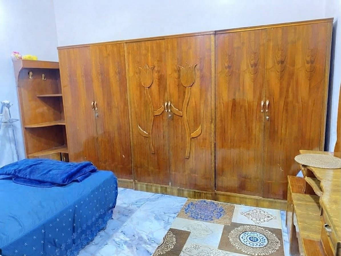 كل غراض موجوده بلصوره لبيع 
لبيع مكاني ميسان  جمعيات 4 سايدات 
ما عندي ماسنجر لحد يراسني 
اتصال ***********
