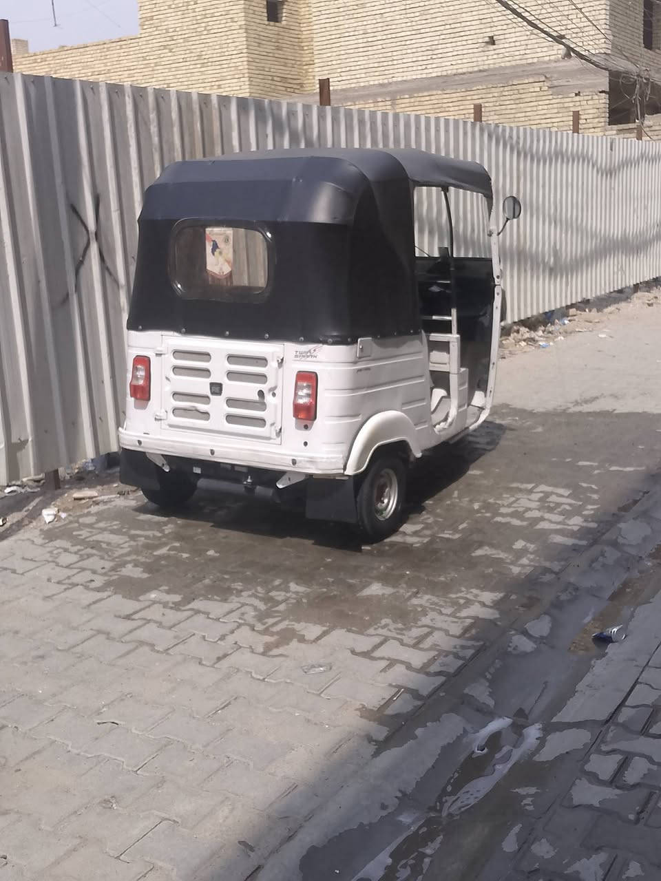 تيك توك للبيع الشراي يطب لي التيك تيك ما بيها لا ضربه بالصفاح ولا مع ***********    7500
