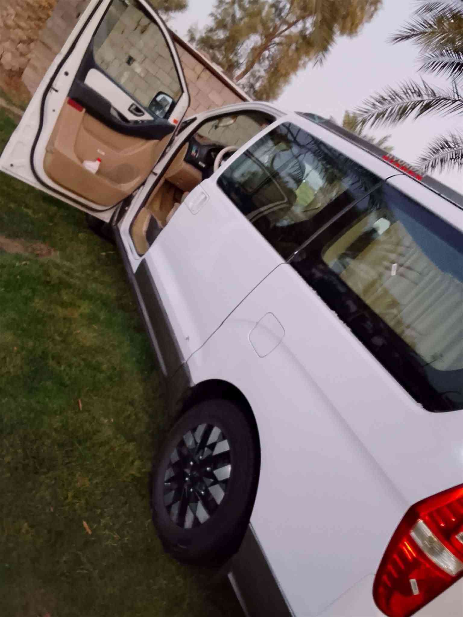 ستاركس • ٢٠١٣ • مكفوله