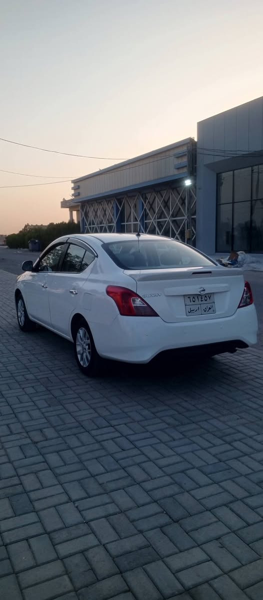 نيسان سني ٢٠٢١  هندي
مكفولة من الصبغ والتبديل 
بيها كارت شبر بالبنيد 
السياره جاهزه من كلشي 
ويل كب تحكمات شاشه
ماشيه ٩٠ 
تريد تحويل تريد وكاله 
السعر ١٠٠ 
للاتصال ***********
مكان سياره حله

