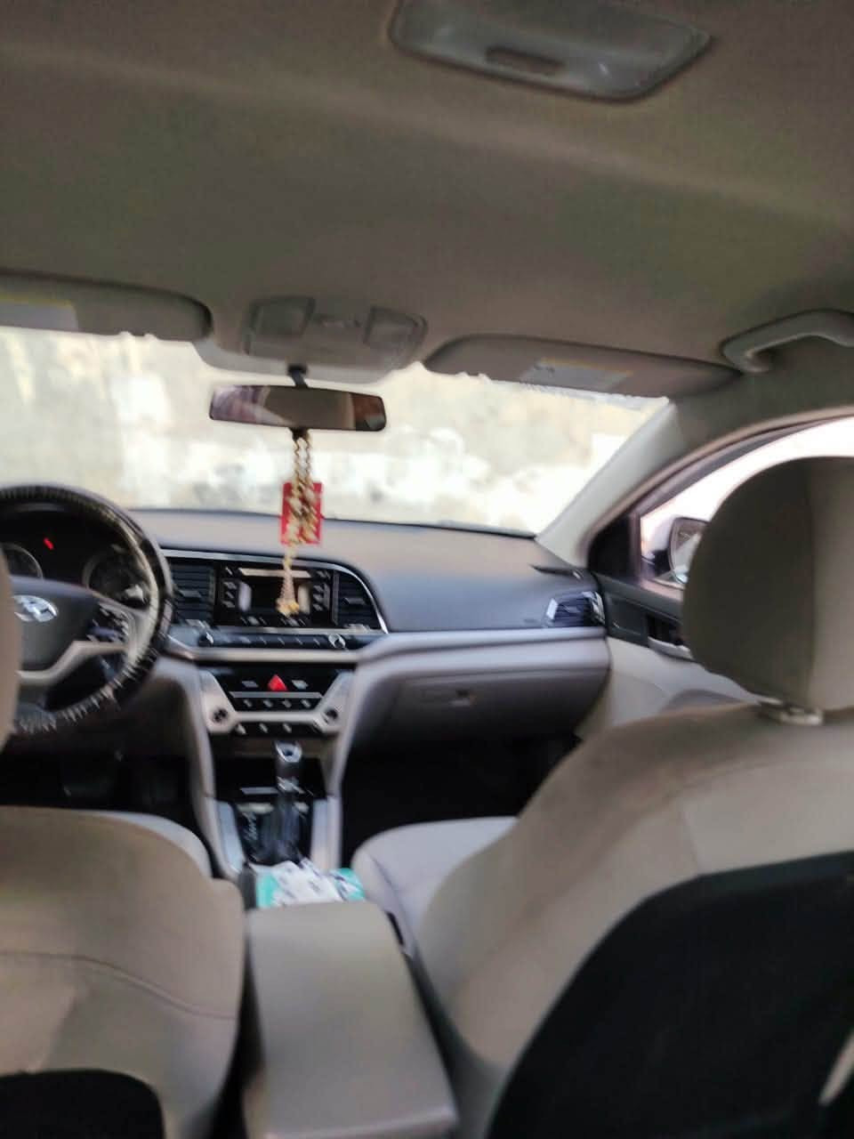 النتر ١٧ وارد امريكي  سياره بيه ضرار جاملغ خلفي بدن دواخل سياره احلى من الصور رقم ديالى تحويل ثاني يوم السعر ١١٠ وبيه مجال تفاصيل اكثر الاتصال 

‭***********‬
