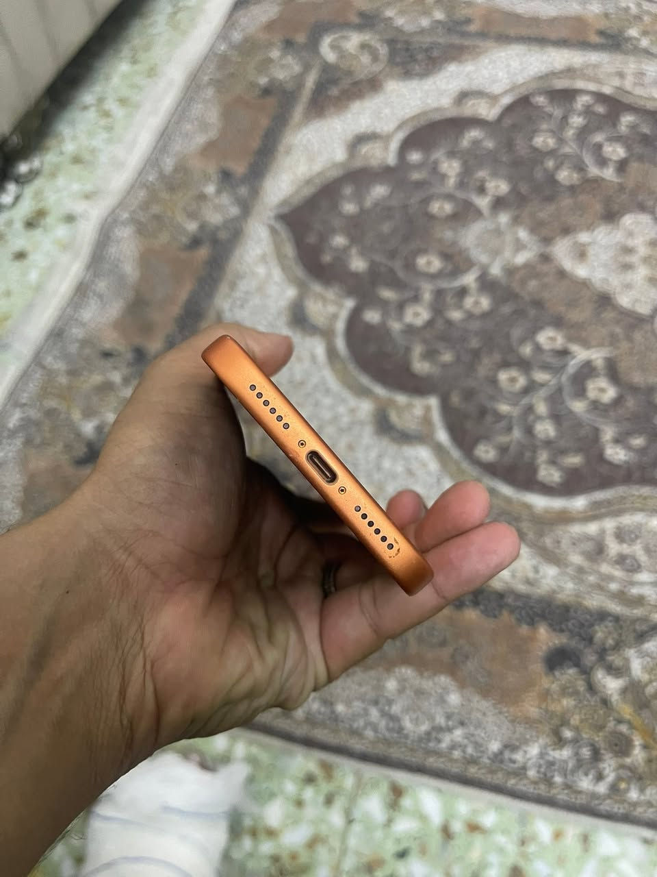 17 برو ماكس للبيع ذاكره 256 بطارية 95‎%‎ للبيع مستعجل على بيعته السعر 1750 عنوان بغداد 
***********

