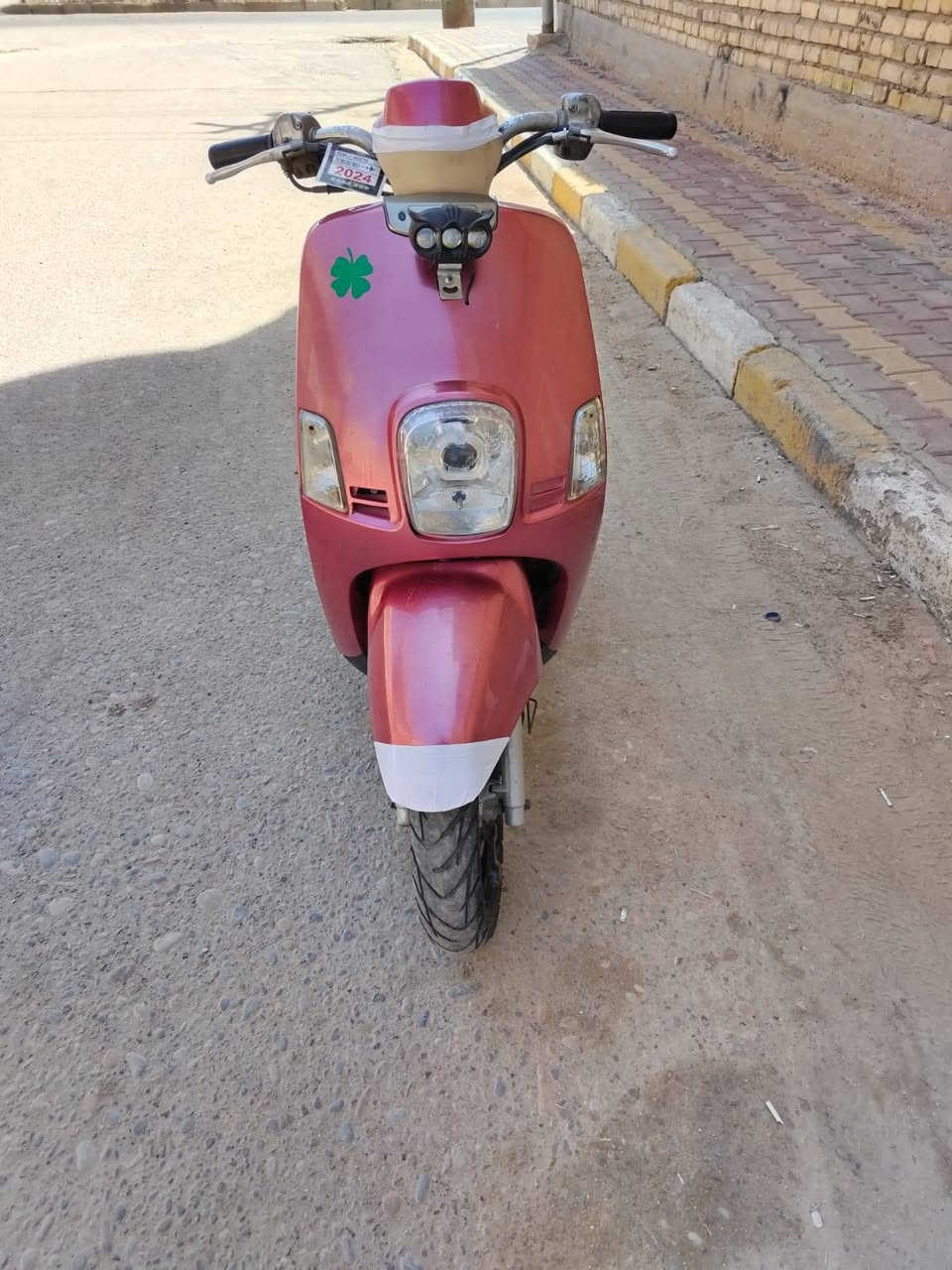 متاح بوليس  دراجة مفتوحه مره وحدة   دراجه نضيفة فول معدل جوه 100 طلع كله شغال سلف هندر اشاير كهربايات  مكينه ناعمة كلش  رقم  *********** اتصال فقط شراي بي خير ويدلل مكاني ميسان
