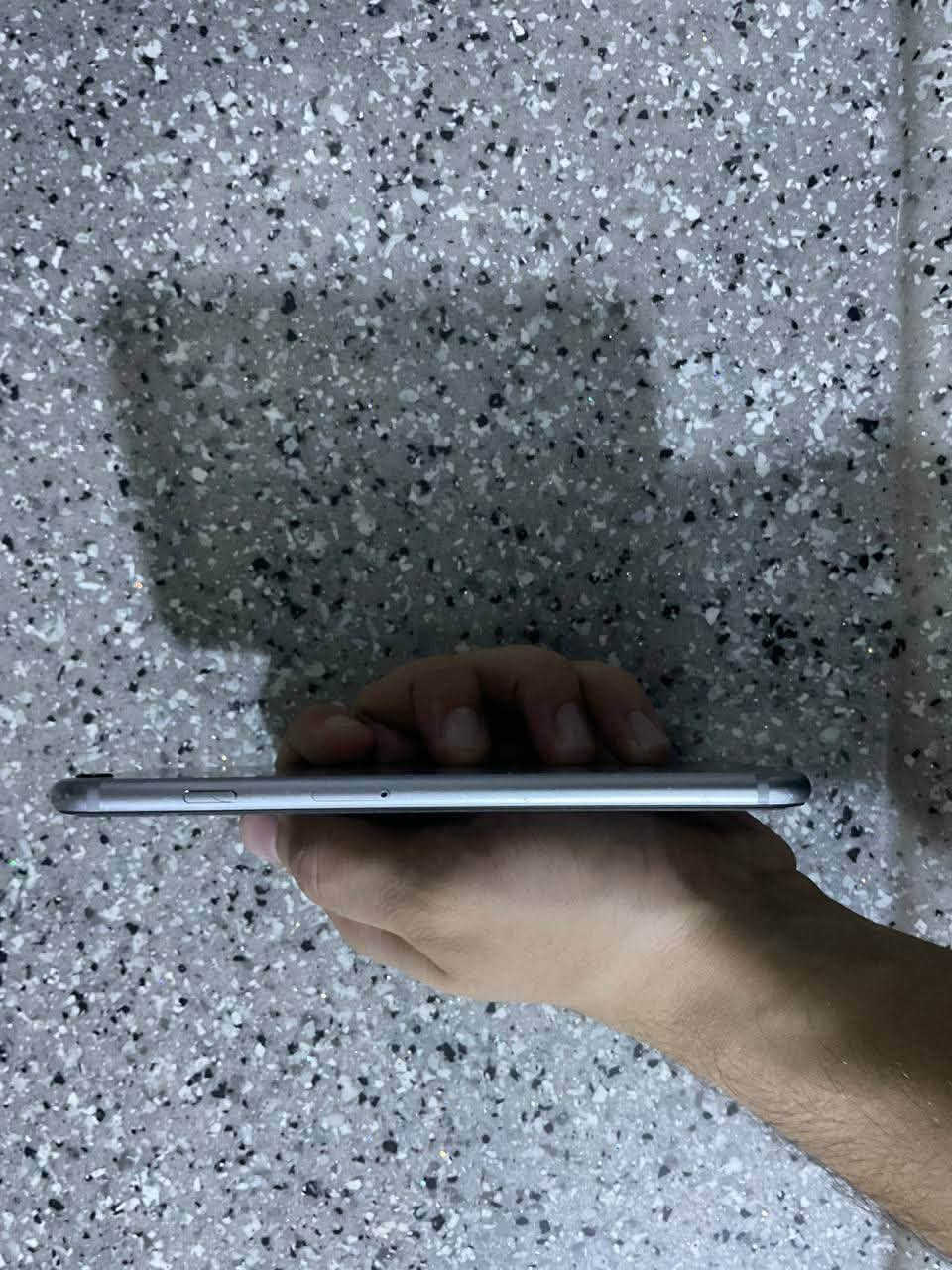 ايفون 6s بلس • ذاكرة ٦٤ • بطارية ٩٠
