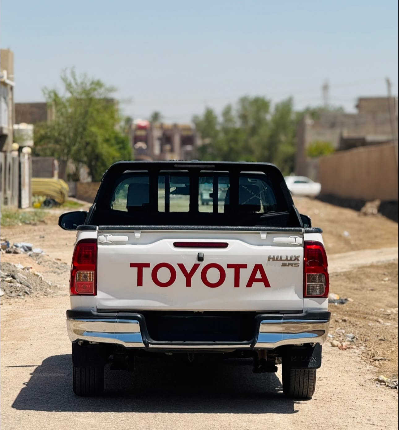 هايلوكس للبيع ٢٠٢٢ خليجي مكفوله  رقم بغداد 

ماعدا  تبديل الباب الخلف السايق  

سياره مناسبه ونضيفة 

السعر ٢٥٠ وبيها مجال 

 للاتصال 
***********
