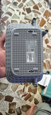 راوتر TP-Link AC1200 كامل ملحقات نظيف جداً استخدام قليل سعره 30 وبي مج...