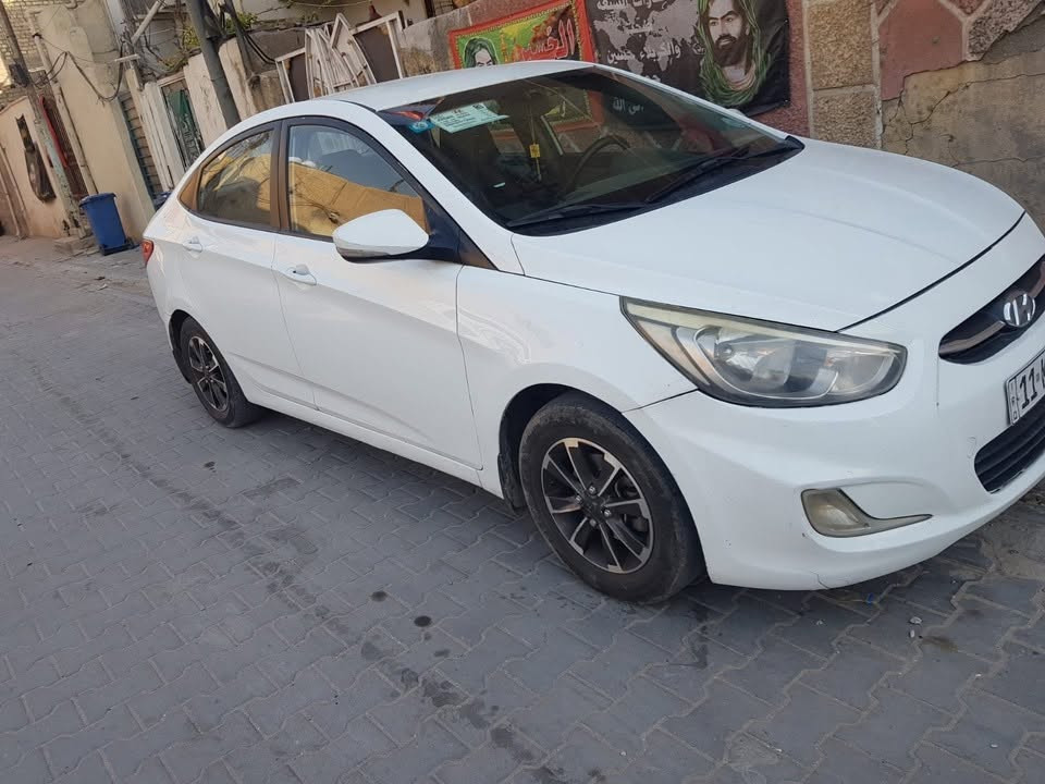 السلام عليكم اكسنت 2016خليجي مكفوله كفاله عامه عدا مكانات بارد السياره بلاديه محرك 1600 كير محرك كهربائيات كله سليم تبريد ثلج❄️السياره جاهزه للاخير كلش نضيفه فول مواصفات اشاير بل مري فتحه سقف تحكم ستيرن ويل كب السعر 105وبيه مجال مكاني بغداد الرقم ***********
