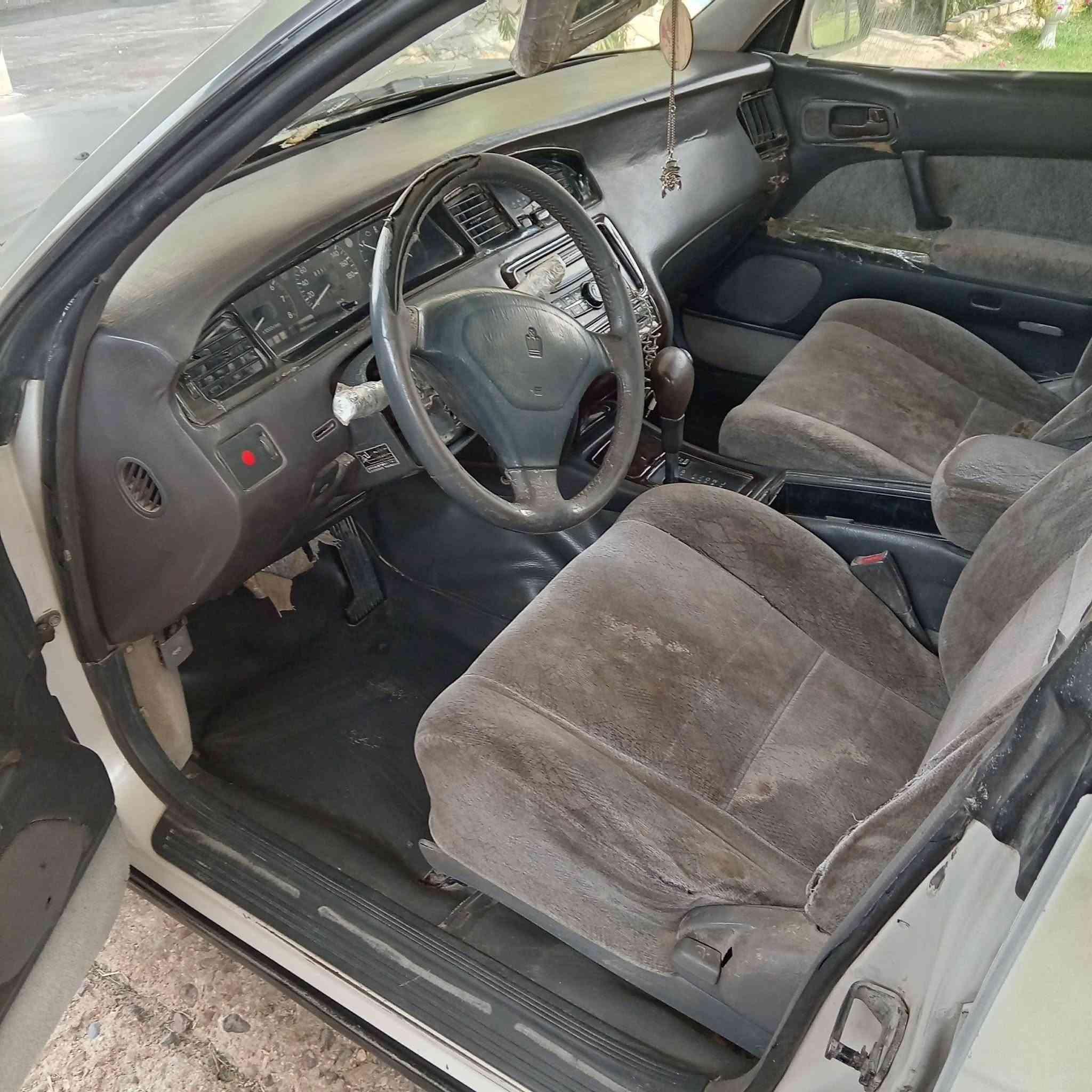 مكلف بالنشر للبيع سياره بطه موديل 96 السياره جاهزه من كلشي گير محرك كهربائيات حداديه جاهزه مكان السياره الانبار الخالديه سعر السياره 38 وبيها مجال السياره للبيع او مراوس حسب القناعه رقم صاحب السيارة ***********
