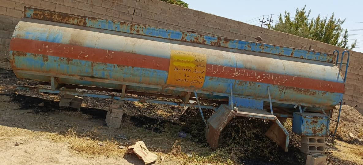 للبيع تانكي جاهز من كلشي بواري  كاكين ابو الانج ونص ومصعدين وچاملغات جديدة وصناديك ثنين
 عشر رباطات ومصدات ثنين بداخل وطول 6 ونص  سعر 15ورقة والحمولة 10الف لتر بشرط من كل عيب كركوك قضاءالحويجة ناحيةالعباسي
***********
***********
