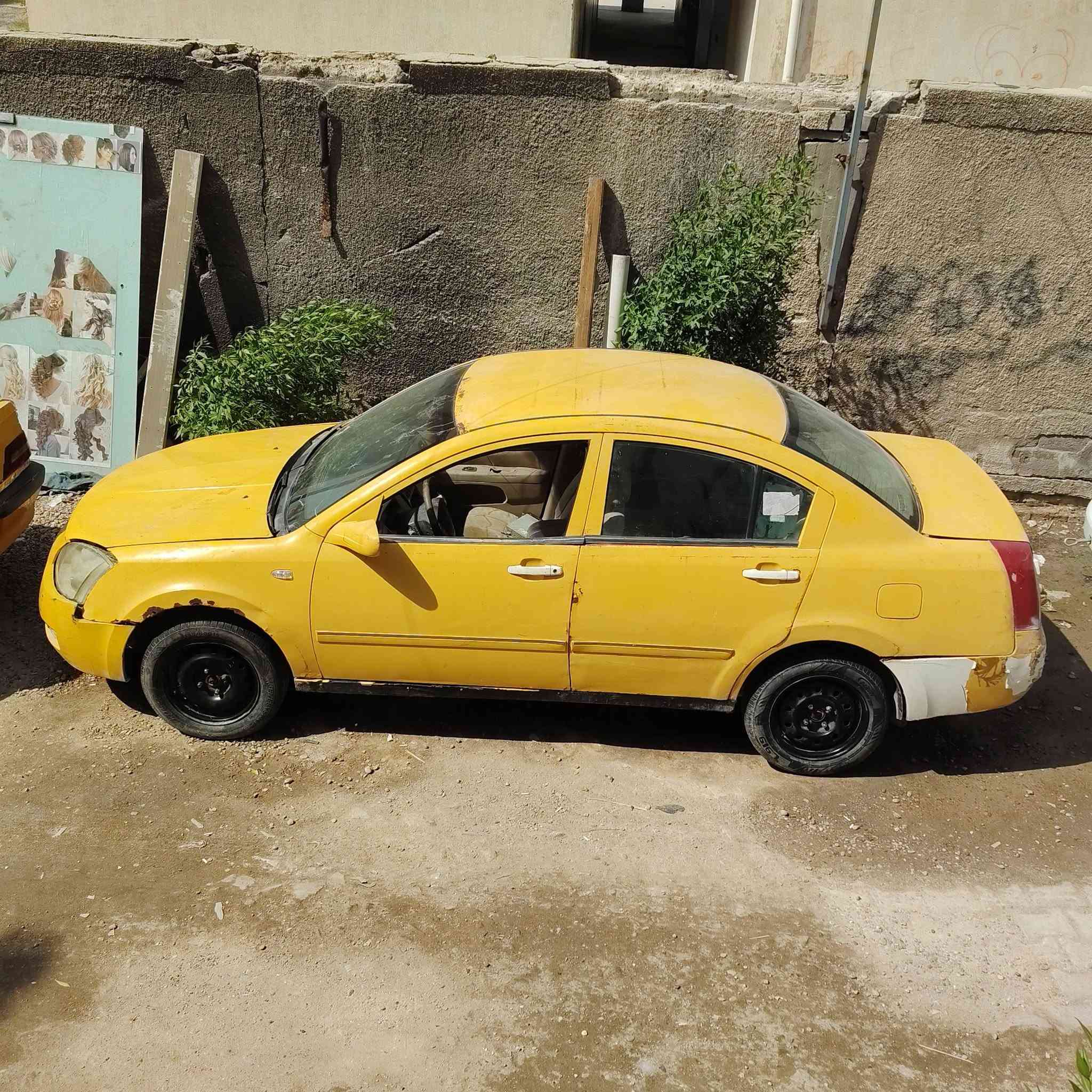 السلام عليكم شيري أي فايف للبيع كير ومحرك أبو الكف لاطش بيها يطغ واحد بس نضافتها خير من الله ابيعها بدون أرقام ابيع أدوات ب٧ أوراق وإني مكلف بالنشر
