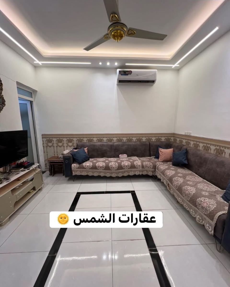 🏠دار للايجار بناء حديث مساحه ١٦٠م يحتوي على غرفتين وكليدور وصاله ومطبخ ومجمع صحيات وطارمه 

⁦^⁠_⁠_⁠_⁠_⁠_⁠_⁠_⁠_⁠_⁠^⁩⁦(⁠◍⁠•⁠ᴗ⁠•⁠◍⁠)⁩⁦(⁠◍⁠•⁠ᴗ⁠•⁠◍⁠)⁩⁦^⁠_⁠_⁠_⁠_⁠_⁠_⁠_⁠_⁠_⁠^⁩

🌏الموقع حي الزيتون 

⁦^⁠_⁠_⁠_⁠_⁠_⁠_⁠_⁠_⁠_⁠^⁩⁦(⁠◍⁠•⁠ᴗ⁠•⁠◍⁠)⁩⁦(⁠◍⁠•⁠ᴗ⁠•⁠◍⁠)⁩⁦^⁠_⁠_⁠_⁠_⁠_⁠_⁠_⁠_⁠_⁠^⁩

💰💸قيمة الإيجار 400
 

         ((مكتب عقارات الشمس مقابل المستشفى التركي))                         
                     
           📠 للاستفسار الاتصال او مراسله واتساب فقط

                           ***********📞

                          ***********📞
