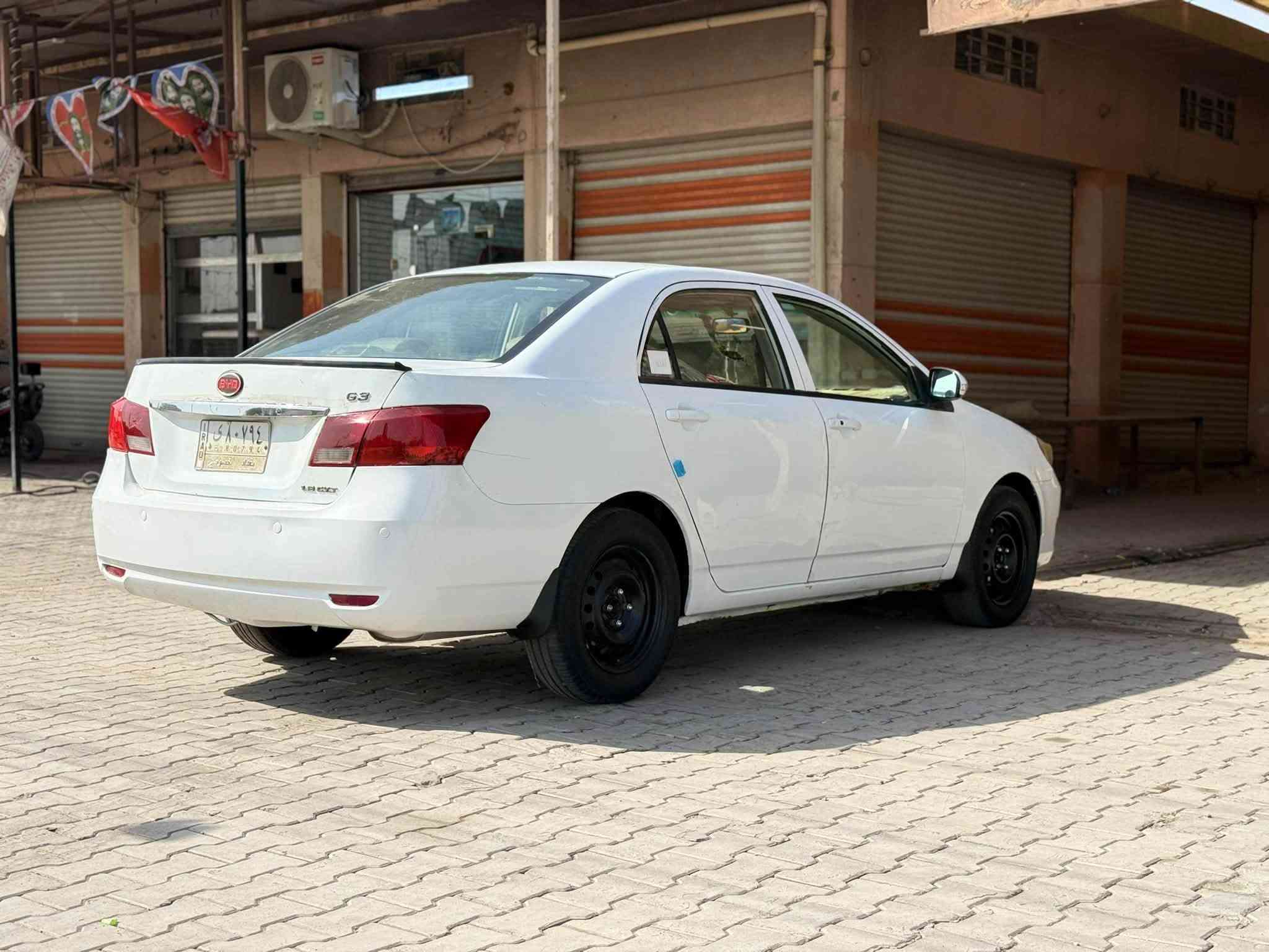 السلام عليكم BYD. G3 2013 كير ومحرك كورلا واتو 1800 قبق اسود الحديث المرغوب مكفوله ضربه وصبغ وتبديل وجراد ماشيه 177 حقيقي صدر تخم تاير تبريد ثلج رقم بغداد تحويل مباشر سياره ماتصرف عليها ربع جاهزه كبل لشارع الله شاهد عليه سياره خير من الله سعر 53 وبيه مجال عنواني بغداد 
***********

