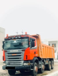 شاحنة • بدون تفاصيل