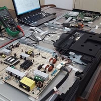 يعلن 📺 مركز المهندس لصيانة شاشات البلازمة شاشتك بيها عطل؟ لا تتعب نفسك...