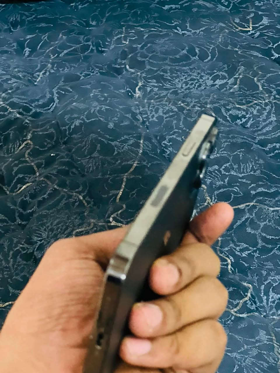 ١٣برو ماكس. للبيع
ذاكره٢٥٦
تك سيمكرت
بطاريه ٨٩ل بلاديه ما مصعده
فيس إيدي شغال 
جهاز وتر بروف وضع شركه
سعر 690وبمجال
موصل جانب لايمن 
*********** 
‏***********واتساب
