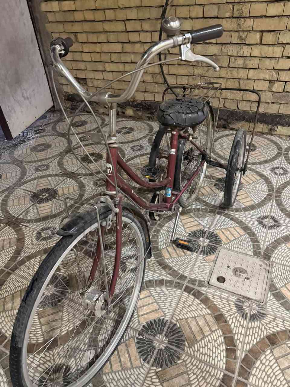 باسكل كبار السن • 4 عجلات • بلا نقص
