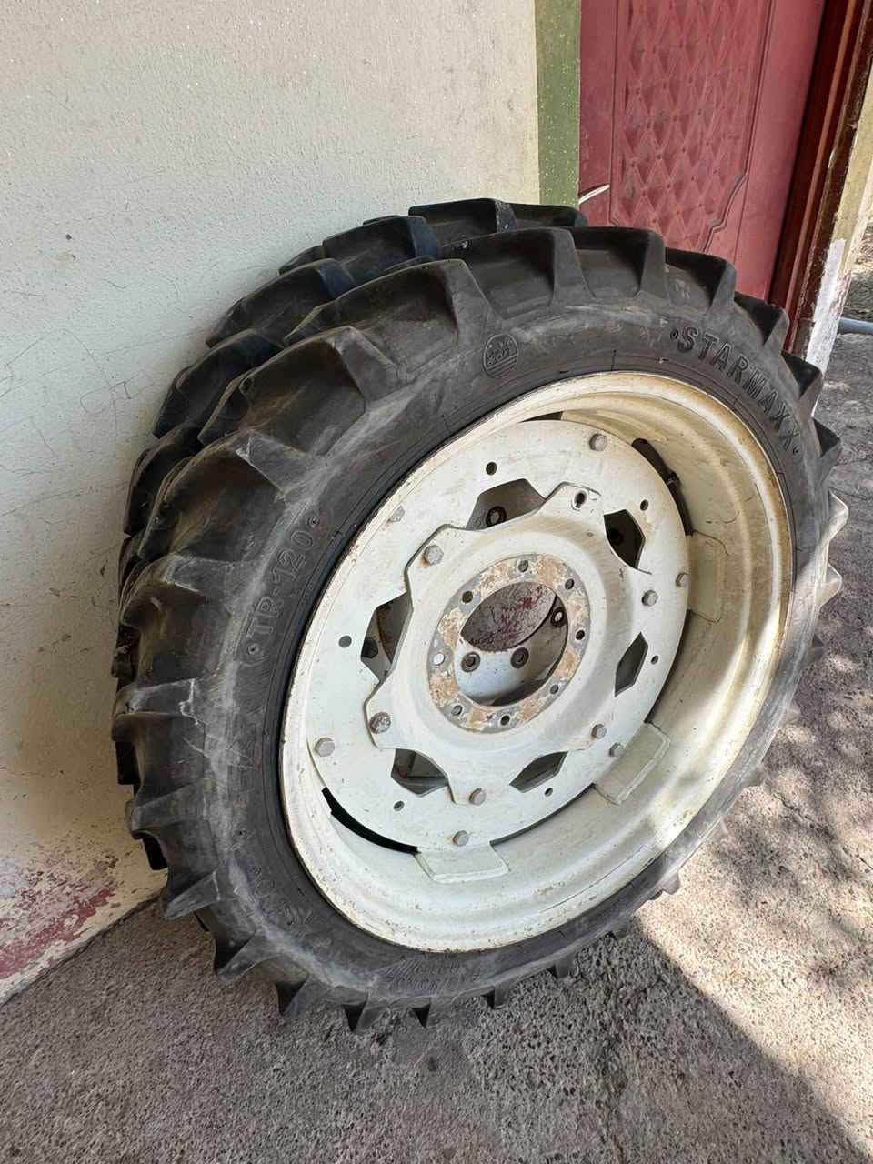 تايرات للبيع‏‪***********‬‏
