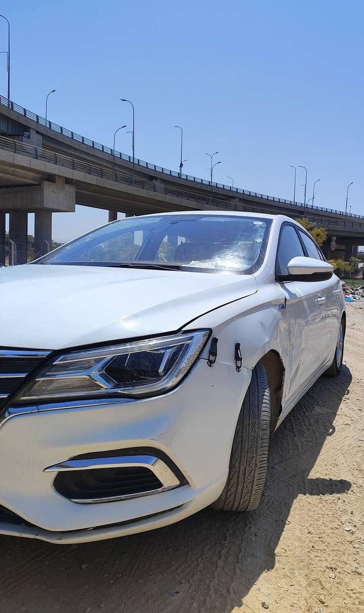 للبيع MG 5 موديل 2023 فول مواصفات عدى الفتحة كير محرك حدادية تبريد خير من الله بصمة تشغيل تحكم ستيرن شاشة بلادية يعني تتحكم بالستيرن وبالكير والمحرك . كروز سرعة كيج حماوة السيارة بيها منظومة غاز حكومية وبيها كرت ضمان يعني امان يعني ماكو اي ادوانز يعني ماكو صرف السيارة حلوة ونضيفة وتعال وشوف احلى من الصور السيارة بيها ثلاث قطع ومامصلحها البنيد مصبوغ وجاملغ وباب على البارد ترجع ابيع على حالها السنوية لل 2029 وياها سويجين مو واحد السيارة ماشية 86الف وقابلة للزيادة السعر 85 وبيها مجال بسيط حك الجية المكان النجف الاشرف للاتصال ***********
