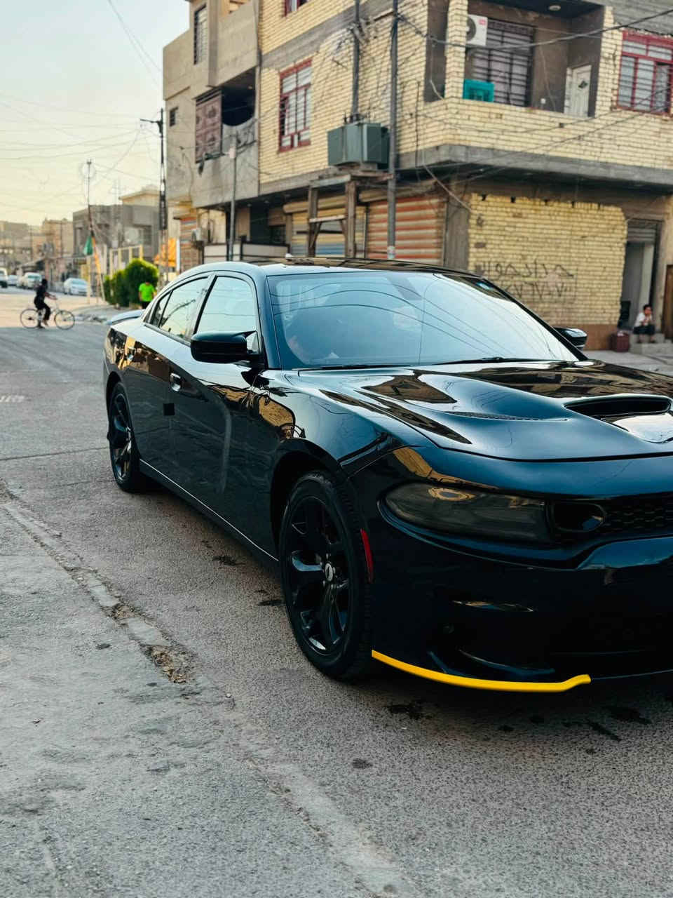 السلام عليكم
جارجر ١٦ اصل كندي 
بيه جاملغ وباب صبغ
بدون دواخل بدون اير باك
عليها تحديث كامل اصلي 
رقم بغداد أنكليزي
موصفات sxt 
تو ويل اصل
مكاني بغداد السيديه
السعر ١٥٧$ قابل للتفاوض 
***********
