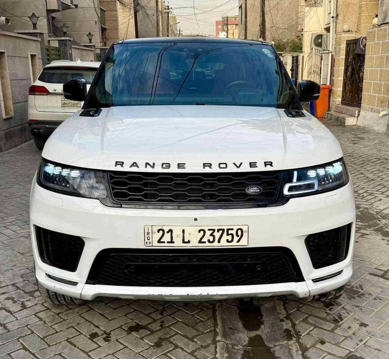 رانج روفر سبورت • ٢٠١٨ • ديزل ٦ سلندر
