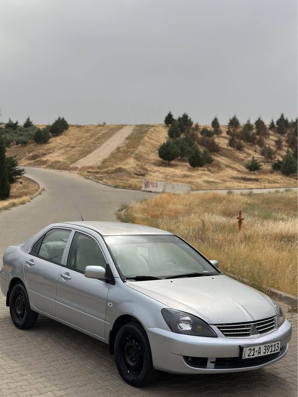 Lancer 2009 
لانسەری بەلقیس ٢٠٠٩ 
سەیارەکە ١ پارچەی بۆیاخە لەسەر ساخی 
سەیارەکە 207.000کم ڕۆیشتووە 
٤ جام کارەبایە سەیارەکە مەکینە بچووکە 
مەکینە 1.3 سەیارەکە زۆر زۆر پاکەو بێ مەسرەفە 
تازە پێشی کامل گۆڕاوە بە شەرتی گێڕوو مەکینە 
سەیارەکە کاڵبوونەوەی کەمێک هەیە 
*********** السليمانية, العراق
