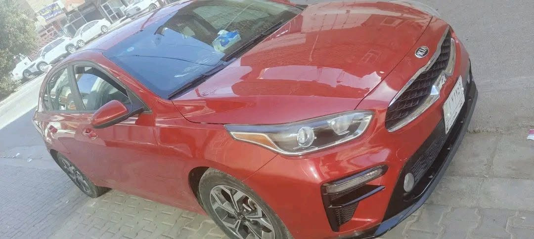 كيا فورتي 21 معوقين نجف لو الف وكالة عامة تريد سهلة.... حادثها بنيد واجتي صبع باب جهة السايق  ونص جاملغ  بسبب الكلير...بنيد راجع بارد وشخط اكو بسيط بالجاملغ الامامي ......جاملغين اماميات اصبعين صبغ بالجهتين محرك كير باقي مكفول ايرباك دركه ودشبول طاكات
فول تحكم/ شاشة كامرة دوارة /مانع انزلاق /رادارات/ الكير شاديله منظومه كاملة/ محرك 2000 دوش... السعر 122  ومجال بسيط
*********** #مكلف للتفاوض اتصل و راسل واتساب
