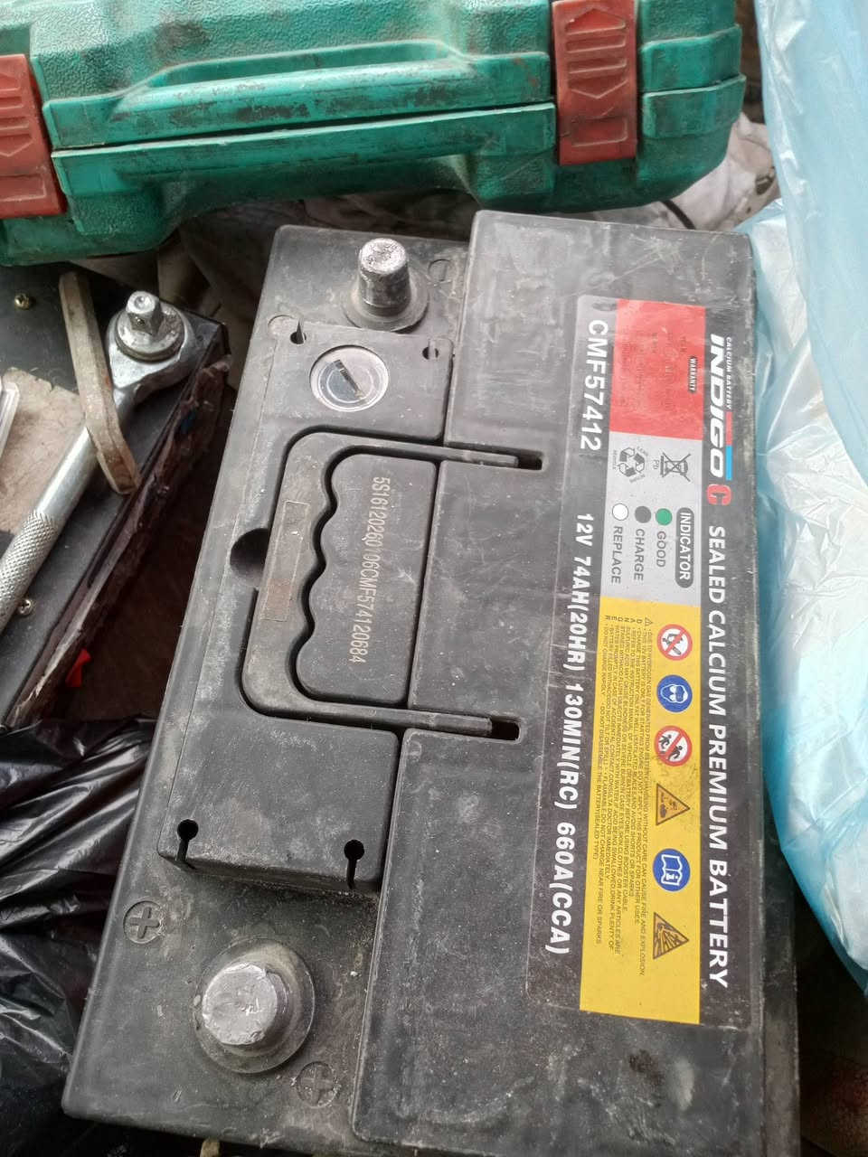 بطارية حجم  74 للبيع ***********
