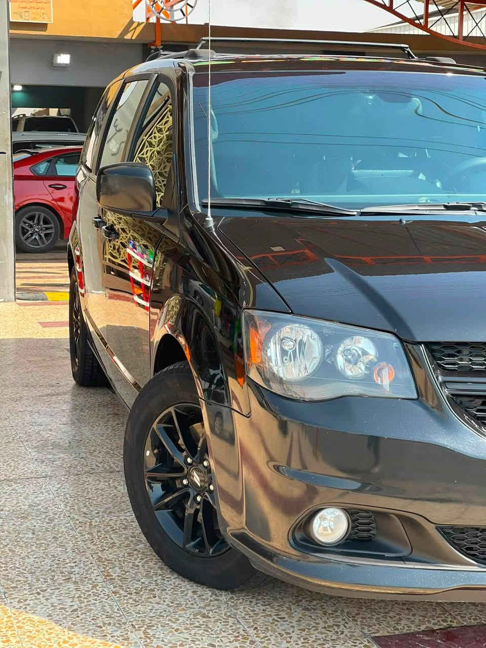 السلام عليكم
🛑 دوج كرفان 2019
🟥 رقم / اربيل دوليi 

🔴 فووول مواصفات  فئه gt

🚙ماشية 98 الف 

تشغيل عن بعد

تحكم ستيرن جهتين 

شاشه قلاب

كشنات جلد

كامره خلفيه 

كشنات بلع 

مانع انزلاق 

تبريد 3 قطع

جام 6 كهرباء 

تخم تاير جديد 

ابواب كهرباء

جنطه كهرباء 

7 راكب كشنات منفصل جلد

محرك وكير مكفول 

محرك 3600 (v6)

حادث كلش خفيف صور الحادة بالمنشور  ايرباك فقط برده

السعر 185 وبيها مجال بسيط

مكانه موصل 

الاستفسار ***********
