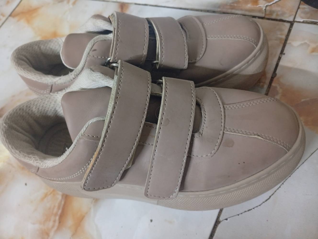 أغراض منزل • قرب الزعفرانية • توصيل