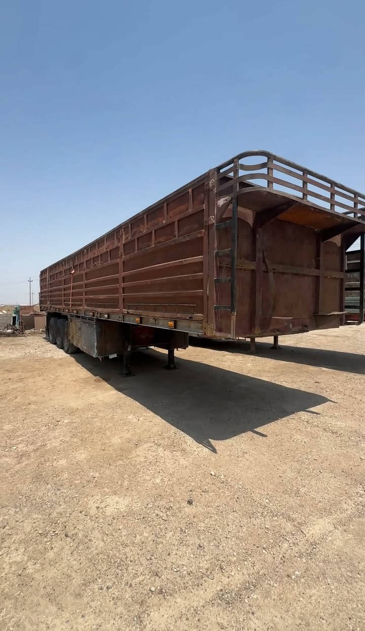 السلام عليكم عربانه اجناب 180 م كهرباء هوى بريك جاهزه سطحيه حديد جگر جديده شاصي 16 جديد صناديق ثلاجه طولها 12.50 فقط شراي يتصل *********** ❤️
