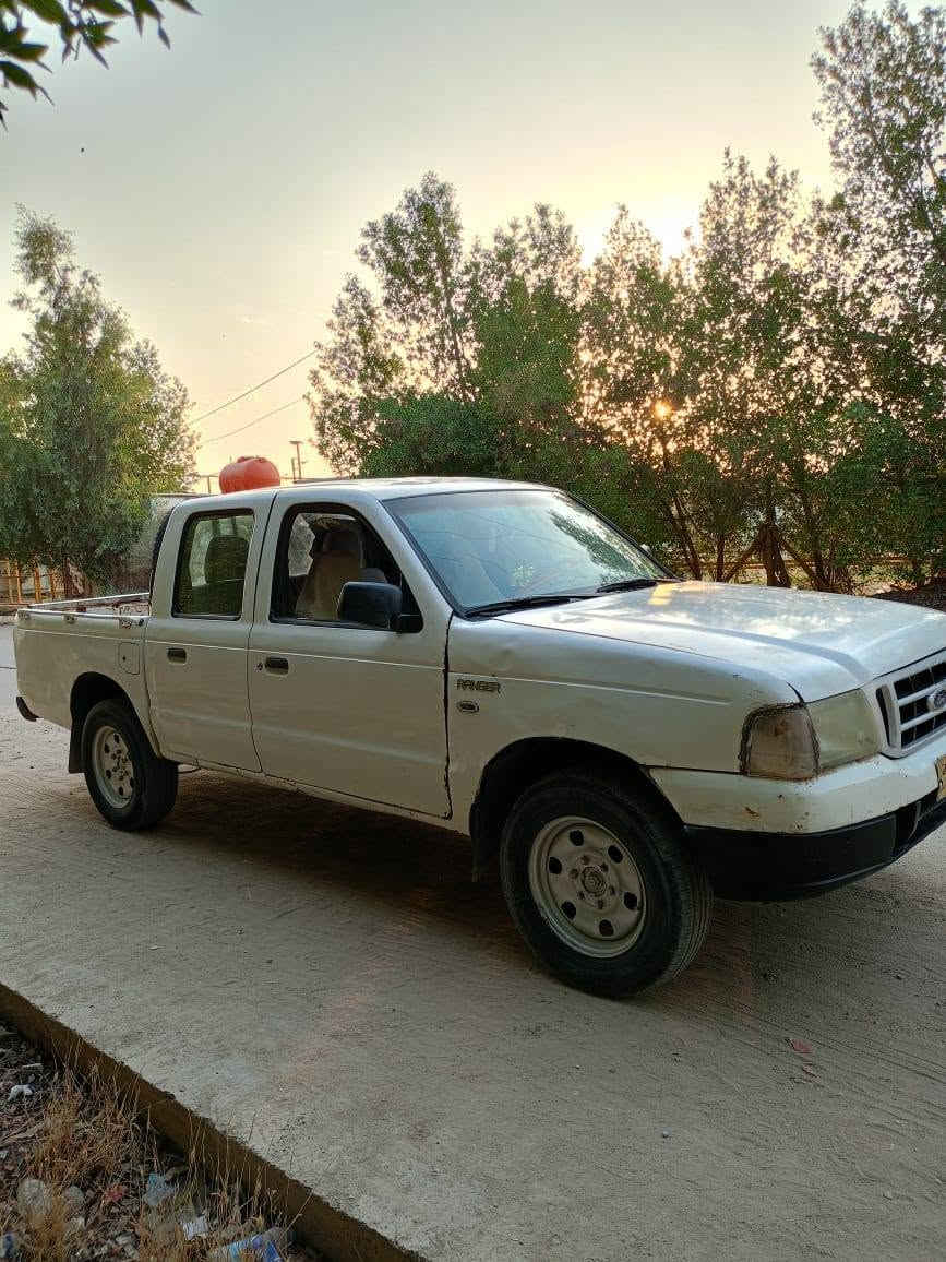 السلام عليكم فورد ٢٠٠٨ سيارة جاهزة مكينة كير حدادية تخم تاير سيارة بدون تحويل مكاني ناصرية الدواية  السعر ٢٧وبيه مجال استفسار ***********
