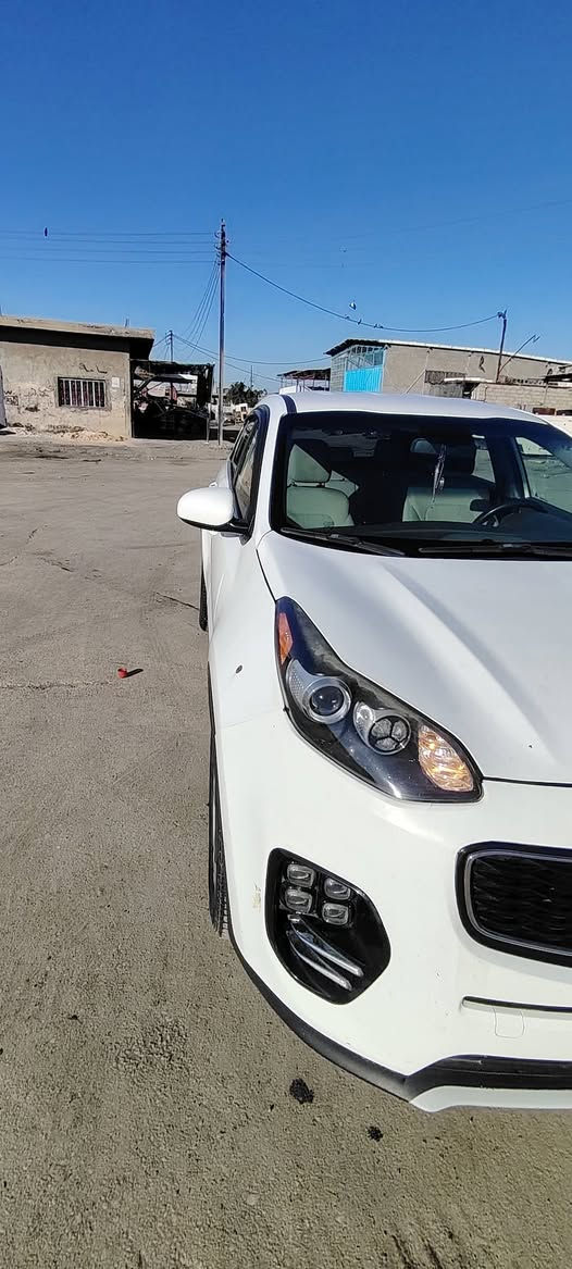 سبورتج موديل 17وارد امريكي حادث جاملغ اليمن ول بنيد تبريد ثلج حداديه جديد تخم تاير جديد اربيل بسمي مداور ثاني يوم  مكينه ٢٤٠٠ جي تي اي مكينه بيه صوت شغاله وتمشي سعر 115 وبيه مجال *********** مكان سياره كربلاء
