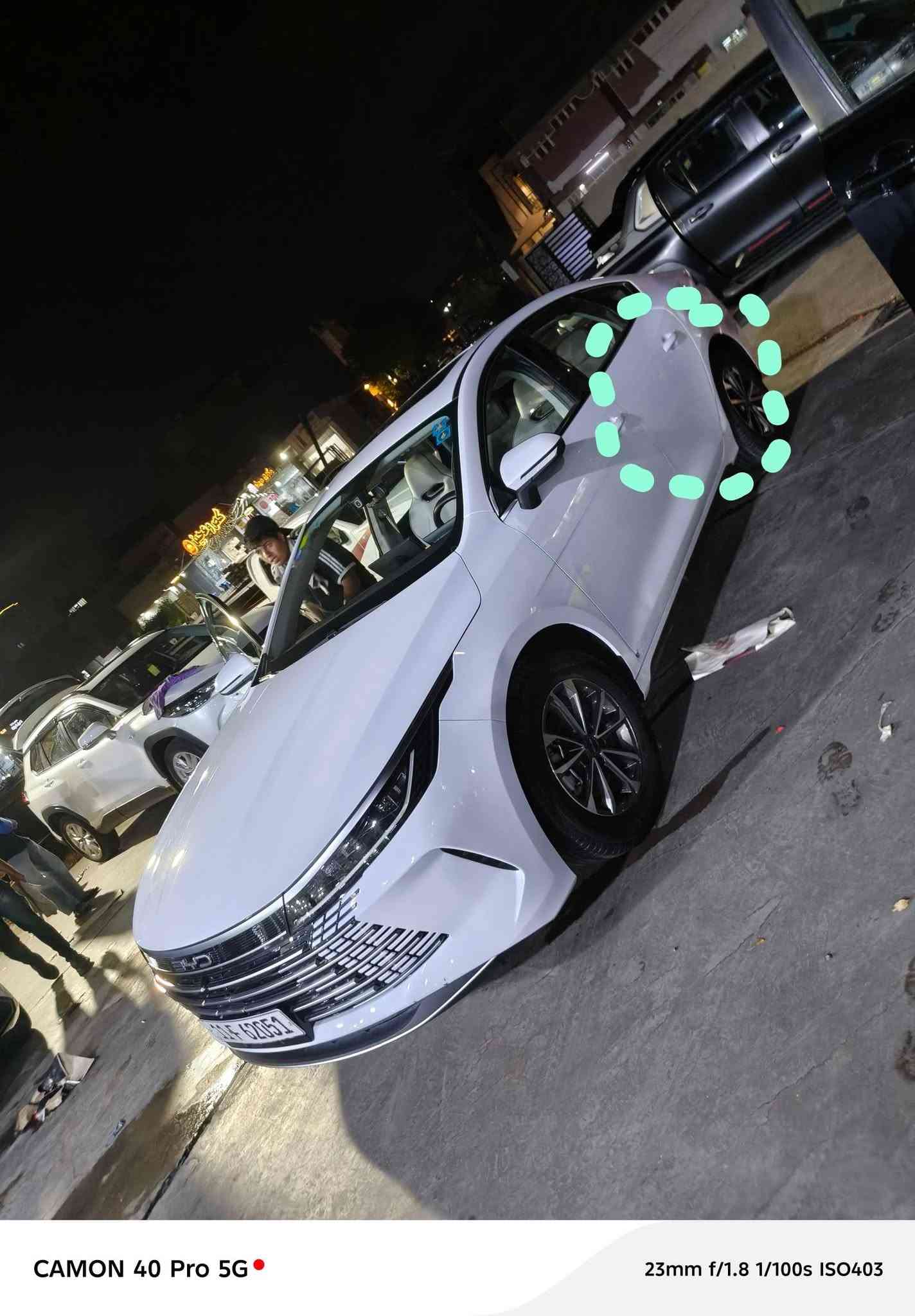 ديستروير ٢٠٢٥ الممشى الكلي ١٢ ألف سياره فول فتحه  بيه باب  خلفي مبدل باصليي تفصيخ زيرو ورصعه بلدوسه الجوه خفيفيه والباب الأمامي بي رصعه كد اصبعين مكان السياره المشتل  السعر ٢٠ و٨٠٠باسمي تحويل مباشر سياره نظيفه جدا واغراضه كامله ممستعمله وكاعيات ماركه  ***********

نص مكتوب في الصور:
- CAMON 40 Pro 5G 23mm f/1.8 1/2528s ISO268
- CAMON 40 Pro 5G 23mm f/1.8 1/2528s ISO192
- CAMON 40 Pro 5G
- 23mm f/1.8 1/2528s ISO673
- CAMON 40 Pro 5G 23mm f/1.8 1/2528s ISO361
- CAMON 40 Pro 5G 23mm f/1.8 1/2528s ISO431
- CAMON 40 Pro 5G 23mm f/1.8 1/2528s ISO366
- CAMON 40 Pro 5G 23mm f/1.8 1/50s ISO1094
- 23mm f/1.8 1/100s ISO403