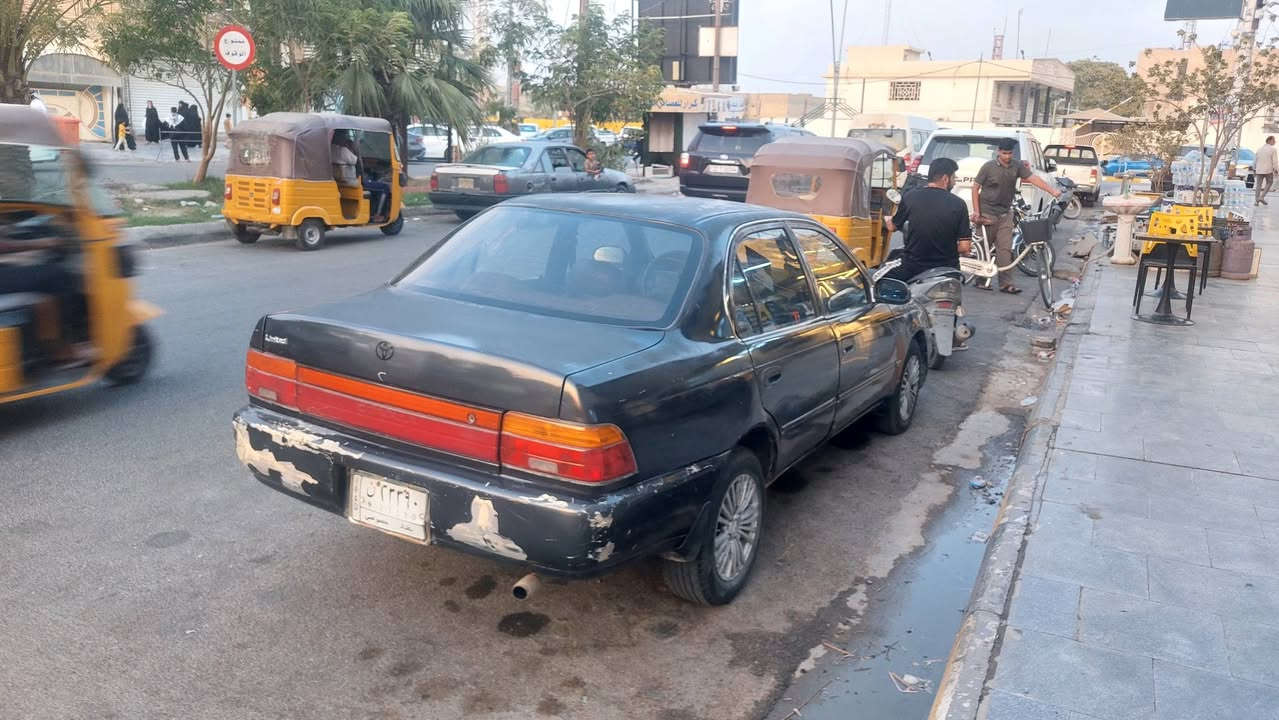 كورلا موديل ٩٢ للبيع 
كير محرك تبريد مكفول كهربائيات كله شغال تايرات تخم جديد
السيارة نظيفة عوزها صبغ فقط وراعيها بالعزيزية شرط التحويل 
السنوية بعدها مساقطة لحد ٢٠٢٧ وترايك للبصرة شرط 
***********
