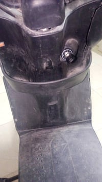 دراجه شحن نوع ريان للبيع او مراوس ب 60 الدراجه بيه الباتريات 3 هابطه و...