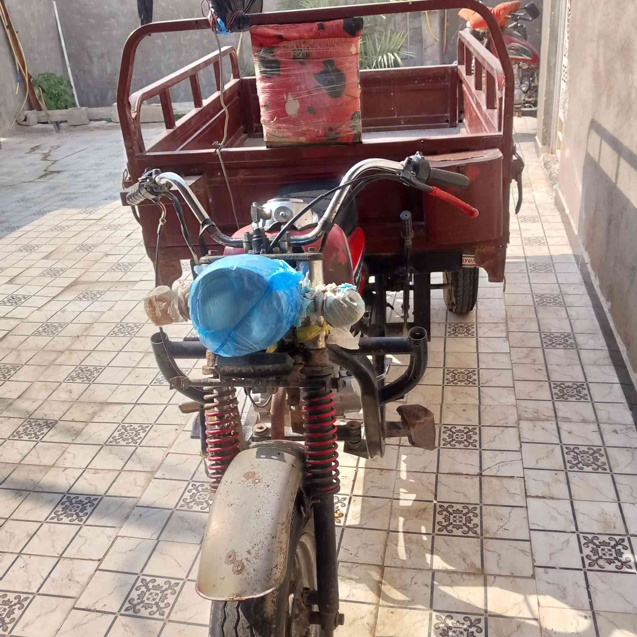 للبيع  دايون  اوراق كامله موديل2015
شاصي مكفول 
مكينه ممفتوحه
بدي نضيف
تخم تاير ابو الخطه 
جديد
السعر 1350
مكاني ناصريه  مركز
هذا رقمي/***********
