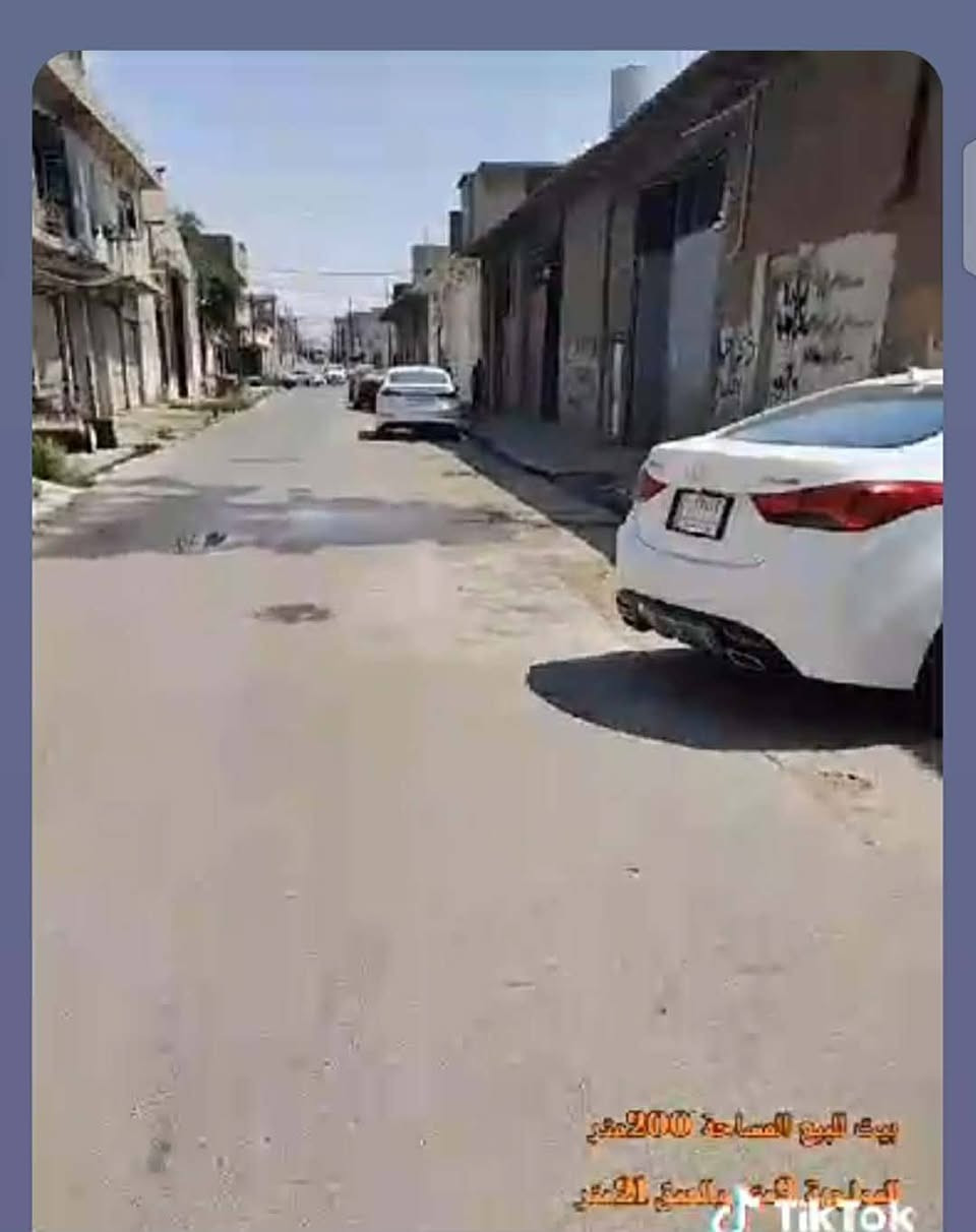 سلام عليكم
بيت للبيع في منطقة الصناعه القديمه يم جامع ابو زعيان بالايمن والمساحه 200 متر والواجهه 9:30
يحتوي على خمس غرف
بسعر 78وبه مجال للشراي
***********
