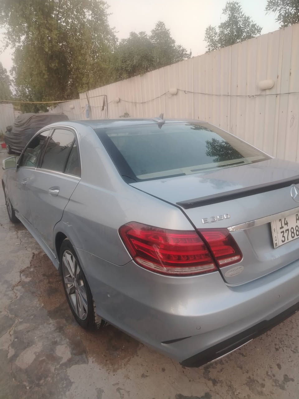 سلام عليكم البيع فقط 
مارسدس W212
2016
E350
سياره فول موصفات 
تبريد ثلج 
محرك وكير وصدر كفاله
سلايت روف
برده خلفيه 
خمس بيبان بصمه 
سياره بصمه وتحكم ذاتي
تلث وضعيات سبورت ويكو وشفتات ستيرن 
رقم بصره جديد بسمي تحويل بغداد
سياره خير من الله بيها موصفات متخلص 
هاي طخه موجوده بل صوره عفتها عل وضعها 
السعر 175 وبيها مجال العنوان بغداد العبيدي 
***********
