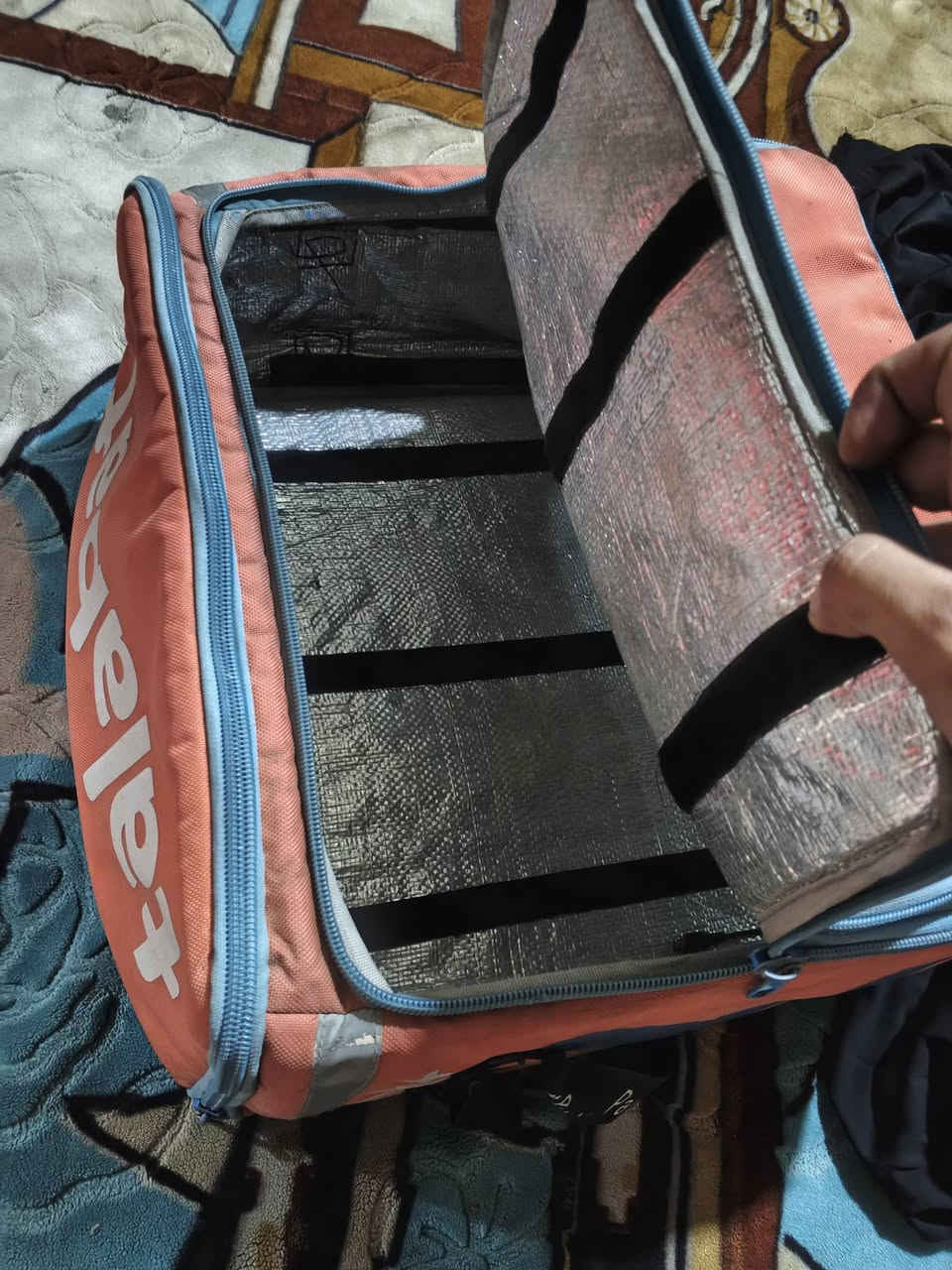 للبيع