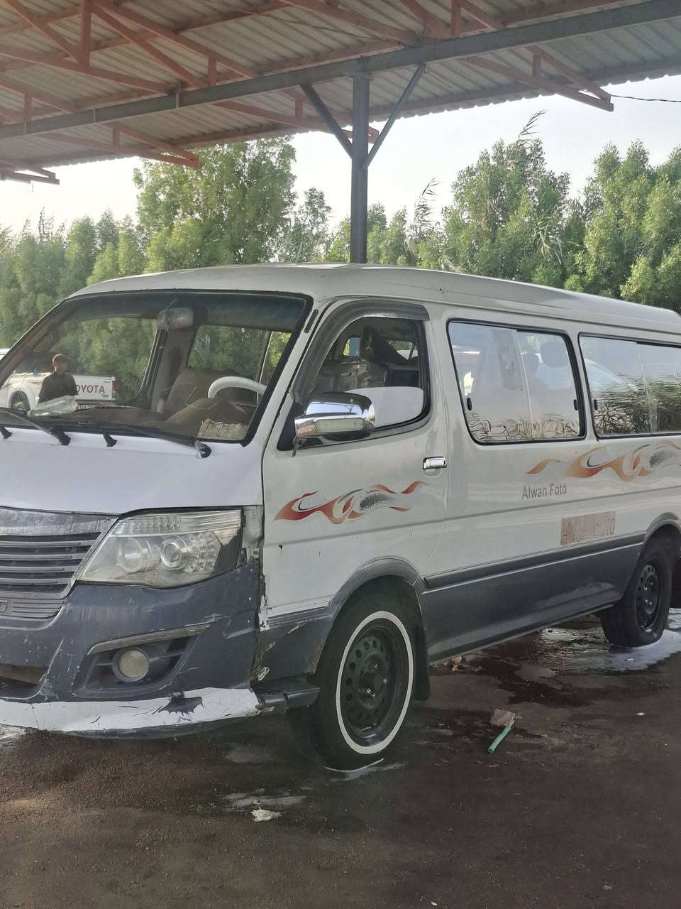 سلام عليكم فتون الوان موديل 15سياره جاهزه موصليه سنويه عضم عاج مكينه او كير حداديه جديد كهربية كله تشتغل 
مكان ناصريه قضاء رفاعي 
السعر 32بيه مجال 
***********
***********
