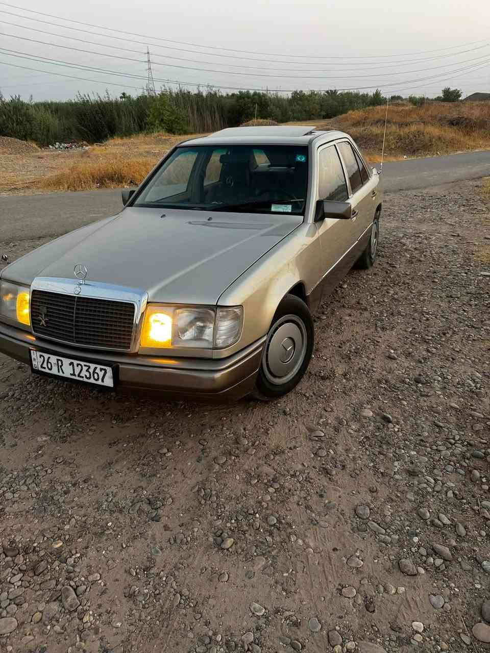 سلام عليكم 

للبيع مرسيدس بنز W124 دب موديل ١٩٨٨، 

(محدث )محولة إلى محرك VVT-i 2.5 السيارة باسمي والسنوية إلى 2031،السيارة بحالة ممتازة وجاهزة ١٠٠٪، لا تنقيص ولا تبخير،(+شلعة+معدل )

مجهزة بنظام فرامل ABS، اللون الخارجي شمباني، داخلية السيارة كريمي ، والإطارات جديدة. سيارة جاهزة
.
السعر $53 ورقه
  قابل للتفاوض. للتواصل (***********)وتساب أو على الرصيد 
‏❤️
