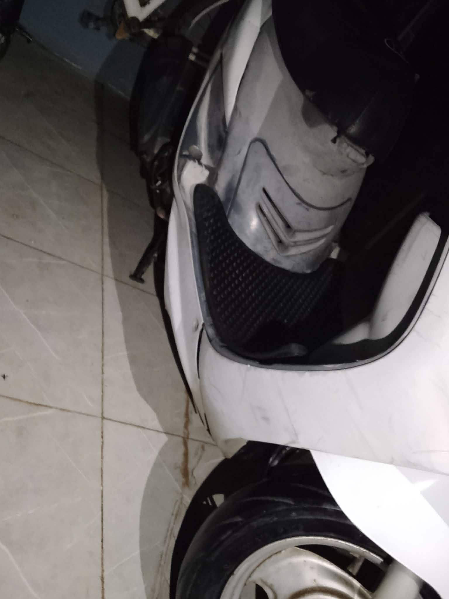 {{السلام عليكم عندي ماكس منغولي للبيع او مراوس مامفتوحه كلشي اصلي بيهه مامبدل بيه شي فقط كفراتهه تجاريه وشويه تعبانات وشخوط بيهن يم اللايت وبيه خيط بخار استوه بادي بيه ((ترهم بيع او مراوس)) السعر// 700// وبيه مجال للاستفسار الاتصال على الرقم»»\\***********// أو مراسله الصفحه}}
مكاني ديوانيه الاسكان
