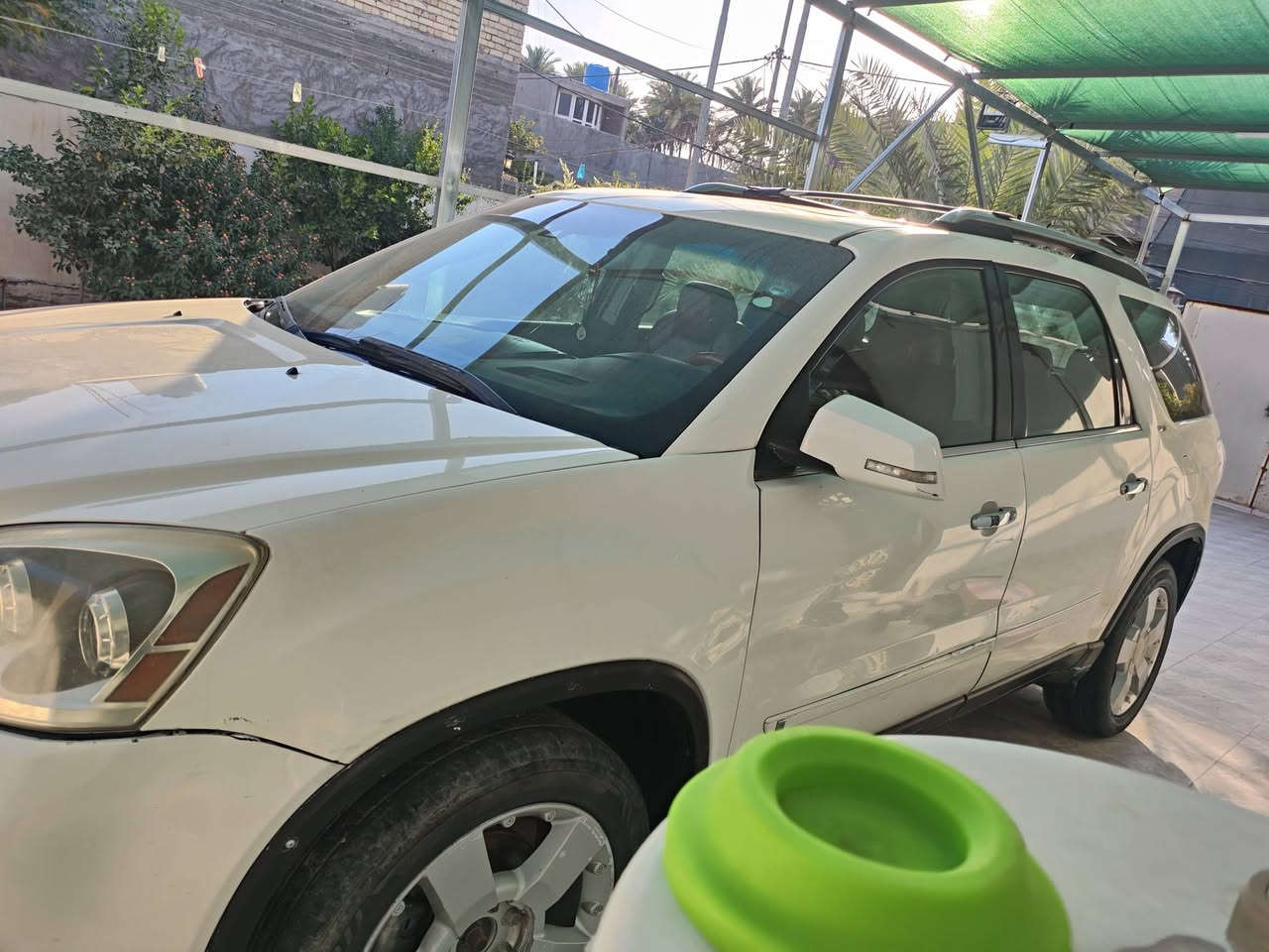 فول أوبشن 1/1
‏🇺🇸 السيارة أمريكي 
GMC acadia
 مكانها واسط قضاء الحي
المواصفات:
 • 👨‍👩‍👧‍👦 7 ركّاب
 • 🎨 اللون: أبيض
 • 🌤 بانوراما فتحتين
 • 🎮 تحكمات ستيرن + شفتات
 • 🎶 تحكم خلفي للمسجل والتبريد (VIP)
 • 🛞 دفع رباعي (4WD) – موكفي تكدر تسوي اذا تحب
 • 📷 كامرة خلفية تعرض على الشاشة الأمامية
‏ • 🅿️ حساسات دعامية
 • 💡 حساس إنارة + منبه رجوع (Back Care)
 • 📊 إظهار العداد (كيلومتر + ميل) على الجامة (داتا شو)
 • ❄️ تبريد ثلاث قطع
 • 🛋 غرفة السيارة VIP سياحي
 • 🎙 أوامر صوتية
 • ⚙️ مكينة V6 سعة 3600 (الدوش المرغوب)
 • 💺 ميموري خزن للكشنات + المرايا (عدد 2) +نظام تعديل الكشن التلقائي عند مغادرة السيارة
 • 🔌 مرايا شفط كهرباء + هيتر
 • 🚨 إشارات بالمرايا
 • 🔥 منظومة غاز مشدودة (غير مربوطة – تحتاج ربط فقط)
 • 🧳 جنطة كهرباء شفط
 • 💺 كشنات كهرباء
 • ❄️🔥 كشنات تدفئة
 • 🟤 دوشمة جلد عسلي
 • 🛠 كير ومكينة جدد

 • حادثها بيبان ثنين فقط 
واكفلك 
 • البنيد، القمارة، والجنطة

💰 السعر: 82
📉 بيها مجال

📞 للتواصل ***********
