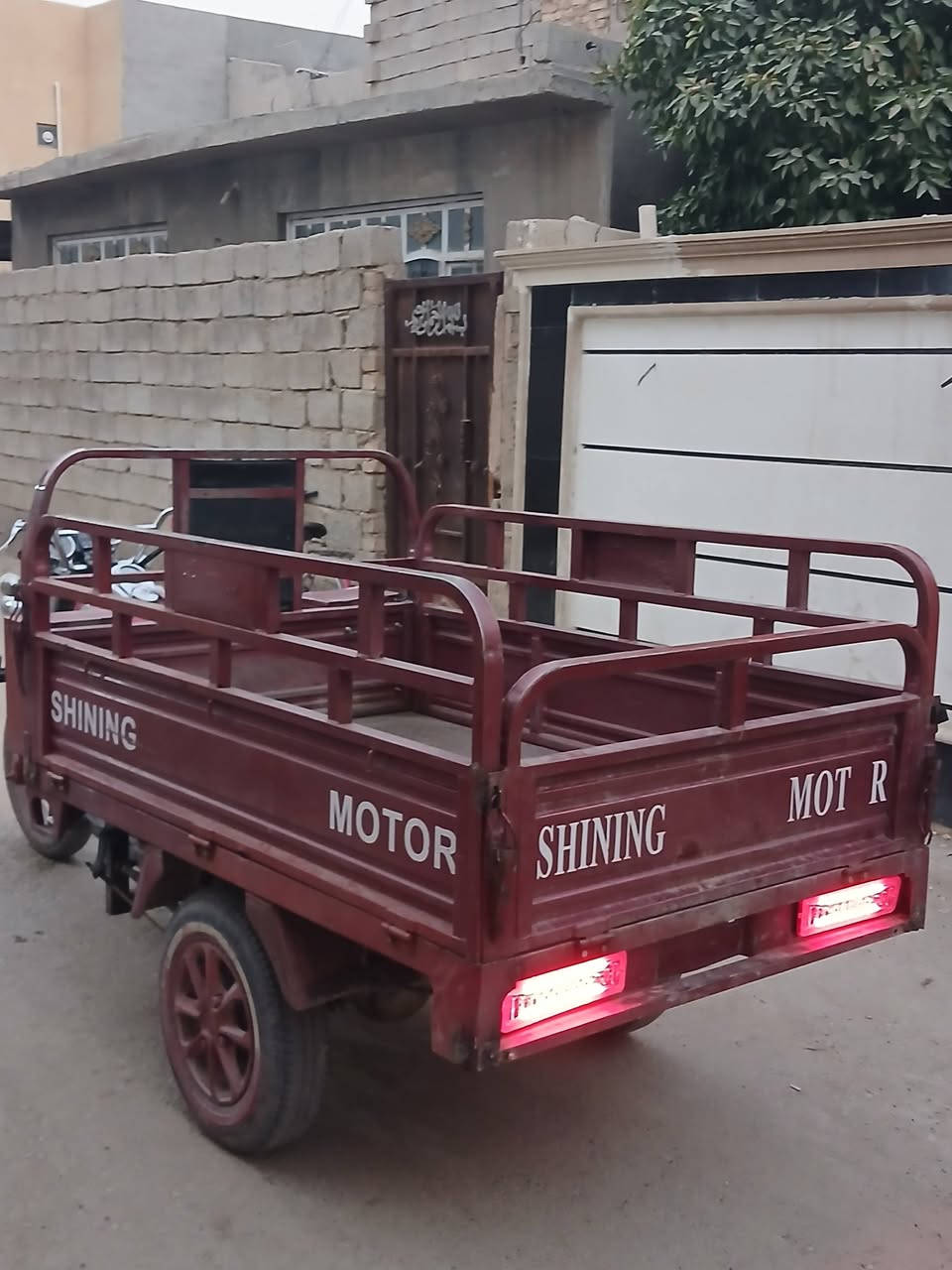 سلام عليكم ستوتة ام طير للبيع العنوان ديالى الحويش بصف جديدة الشط الاستفسار ***********. ***********
