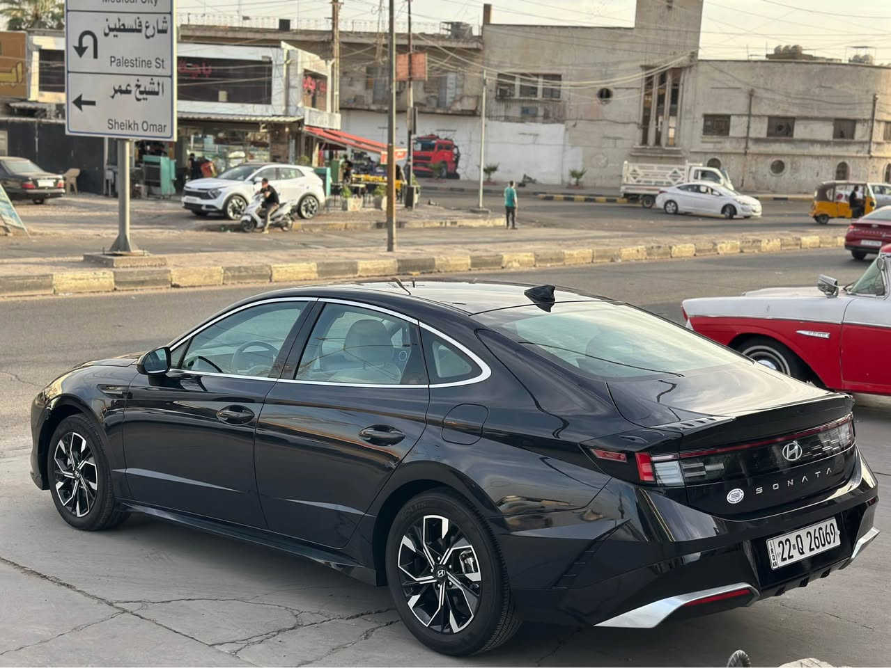 السلام عليكم 

هونداي سوناتا SEL موديل 2025 ترقيم جديد وهزة جديدة 

كلين تايتل مكفولة كفالة عامة من الصبغ عدا تعديل بارد بسيط في حافة البنيد ايرباكات وراديترات بلادية كفالة اللون نفطي غامق 

مكينة 2500 تنفس طبيعي 
ماشية  15 mi  

المواصفات / 
رادار امامي خلفي 
نقطة عمياء 
كشنات تدفئة 
كشن السائق كهرباء 
درايڤ مود 

مكان السيارة بغداد 
***********
متوفر وتساب بغداد, العراق
